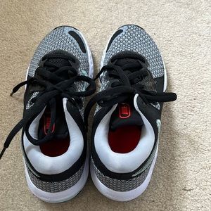 Nike Women's Black, White and Gray Running Shoes